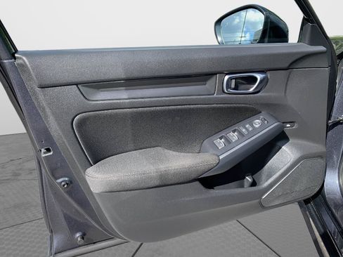 Certified 2025 Honda Civic Sport image 11
