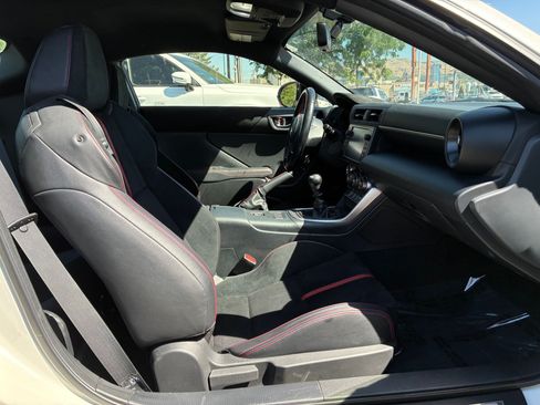 Used 2022 Subaru BRZ Limited RWD image 29