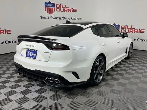 Used 2021 Kia Stinger GT image 3