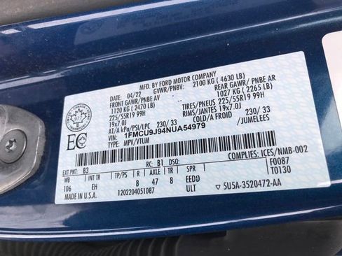 Used 2022 Ford Escape Titanium image 24