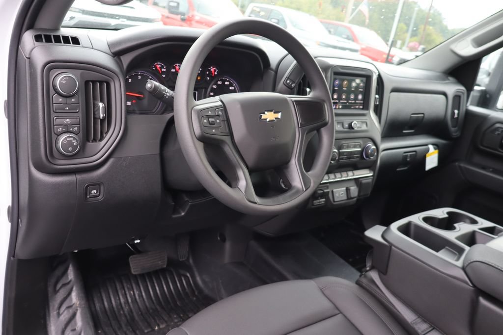 New 2026 Chevrolet Silverado 3500 W/T AWD/4WD image 6