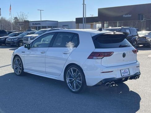 Used 2024 Volkswagen Golf R 2.0T (DSG) image 26