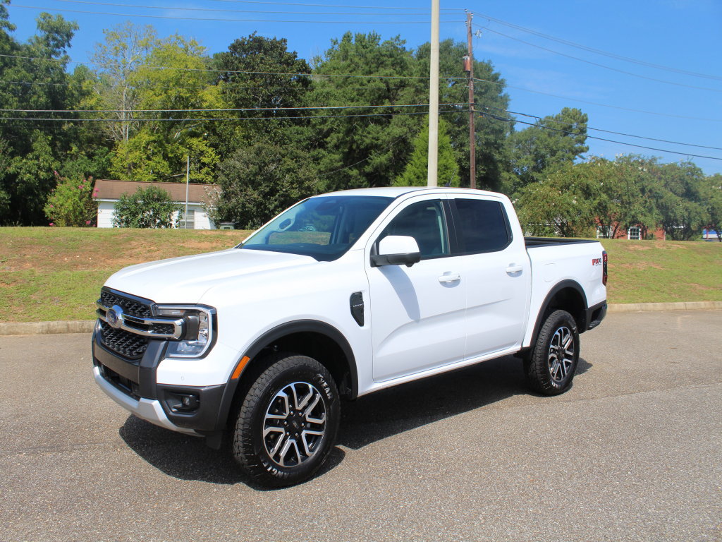 New 2026 Ford Ranger Lariat w/ FX4 Off-Road Package AWD/4WD image 2