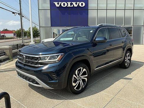 Used 2021 Volkswagen Atlas SEL Premium AWD/4WD image 3