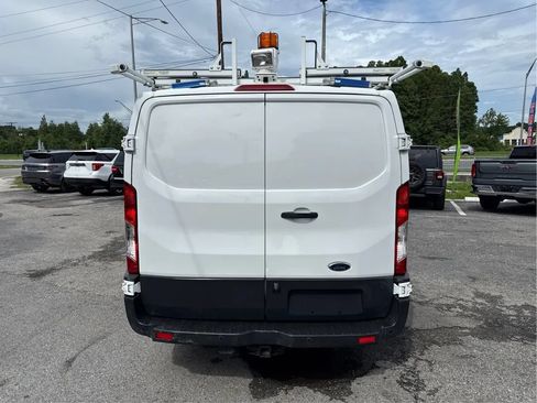 Used 2017 Ford Transit 250 130 Low Roof RWD image 6