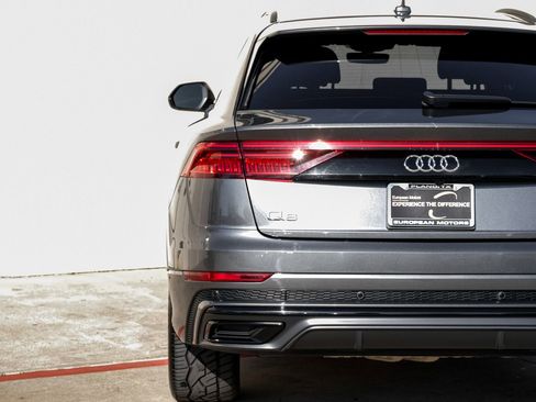 Used 2020 Audi Q8 Premium Plus image 46