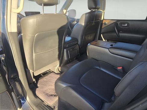 Used 2021 Nissan Armada SL w/ Captain's Chairs Package AWD/4WD image 17