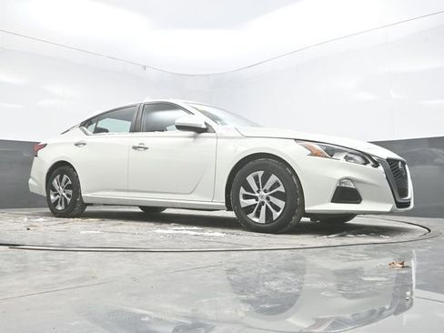 Used 2021 Nissan Altima 2.5 S image 32