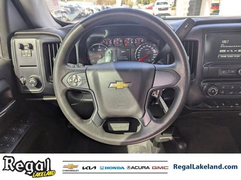 Used 2018 Chevrolet Silverado 1500 Custom w/ Custom Value Package image 11