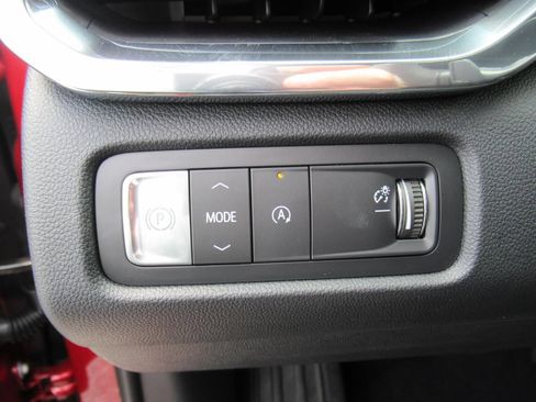 New 2026 GMC Acadia Elevation FWD image 19