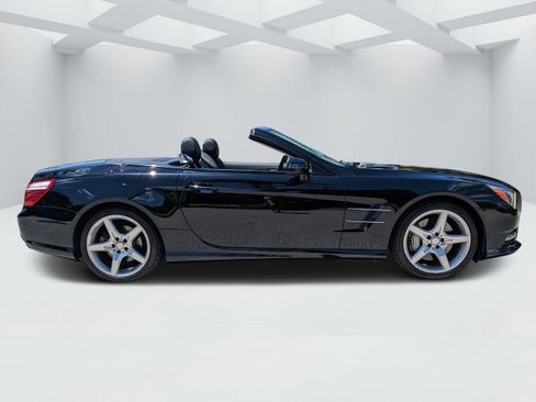 Used 2015 Mercedes-Benz SL 400 image 2