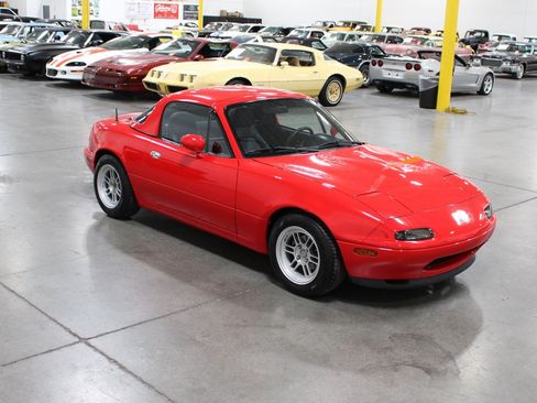 Used 1990 MAZDA MX-5 Miata RWD image 9