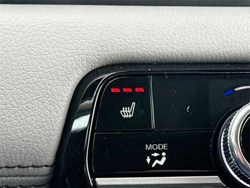 Certified 2025 Honda Pilot EX-L image 30