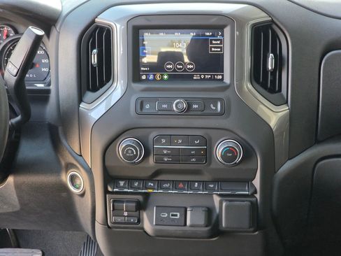 New 2025 Chevrolet Silverado 2500 Custom w/ Custom Value Package image 28