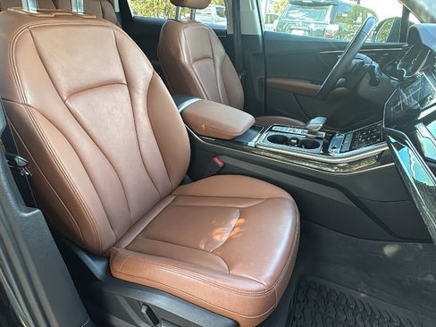 Used 2022 Audi Q7 3.0T Premium Plus image 33