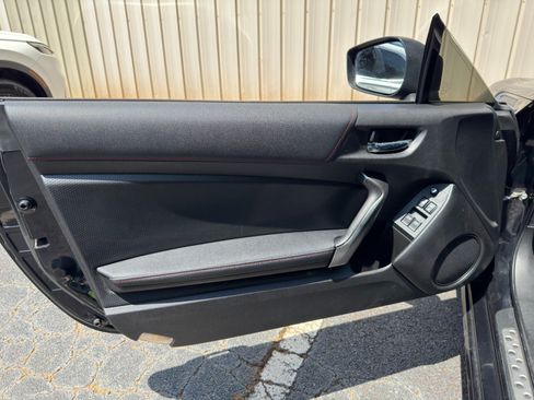 Used 2014 Subaru BRZ Limited RWD image 31