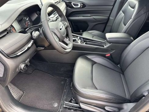 New 2026 Jeep Compass Latitude AWD/4WD image 24