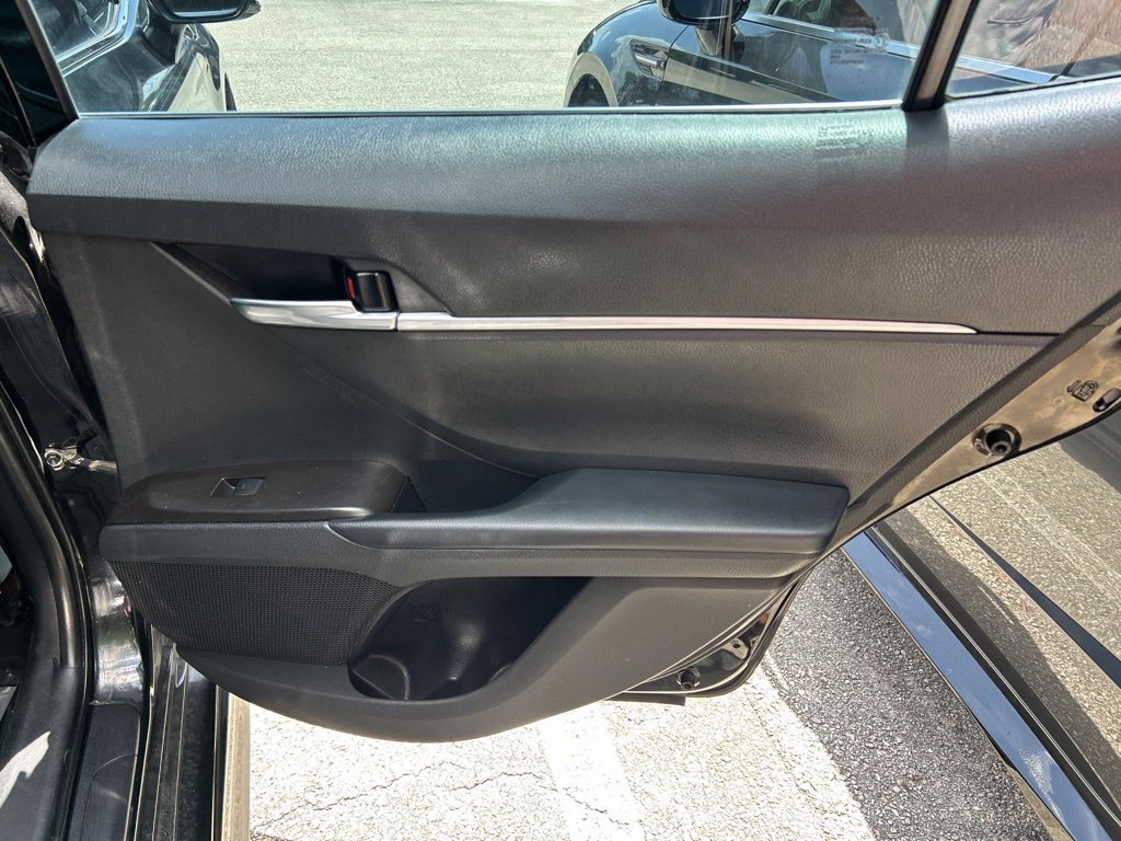 Used 2022 Toyota Camry SE FWD image 41