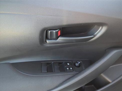Used 2023 Toyota Corolla LE image 8