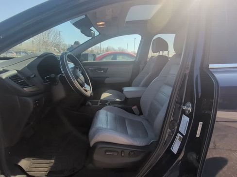 Used 2018 Honda CR-V Touring image 7