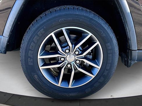 Certified 2017 Jeep Grand Cherokee Limited image 35