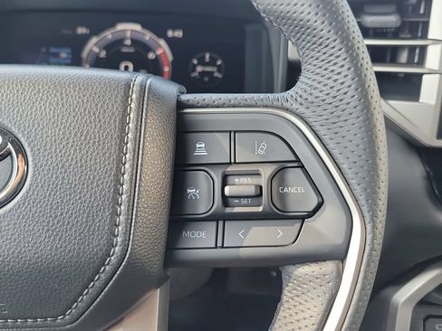 Certified 2025 Toyota Tundra Limited AWD/4WD image 21