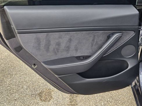 Used 2023 Tesla Model 3 Standard Range RWD image 15