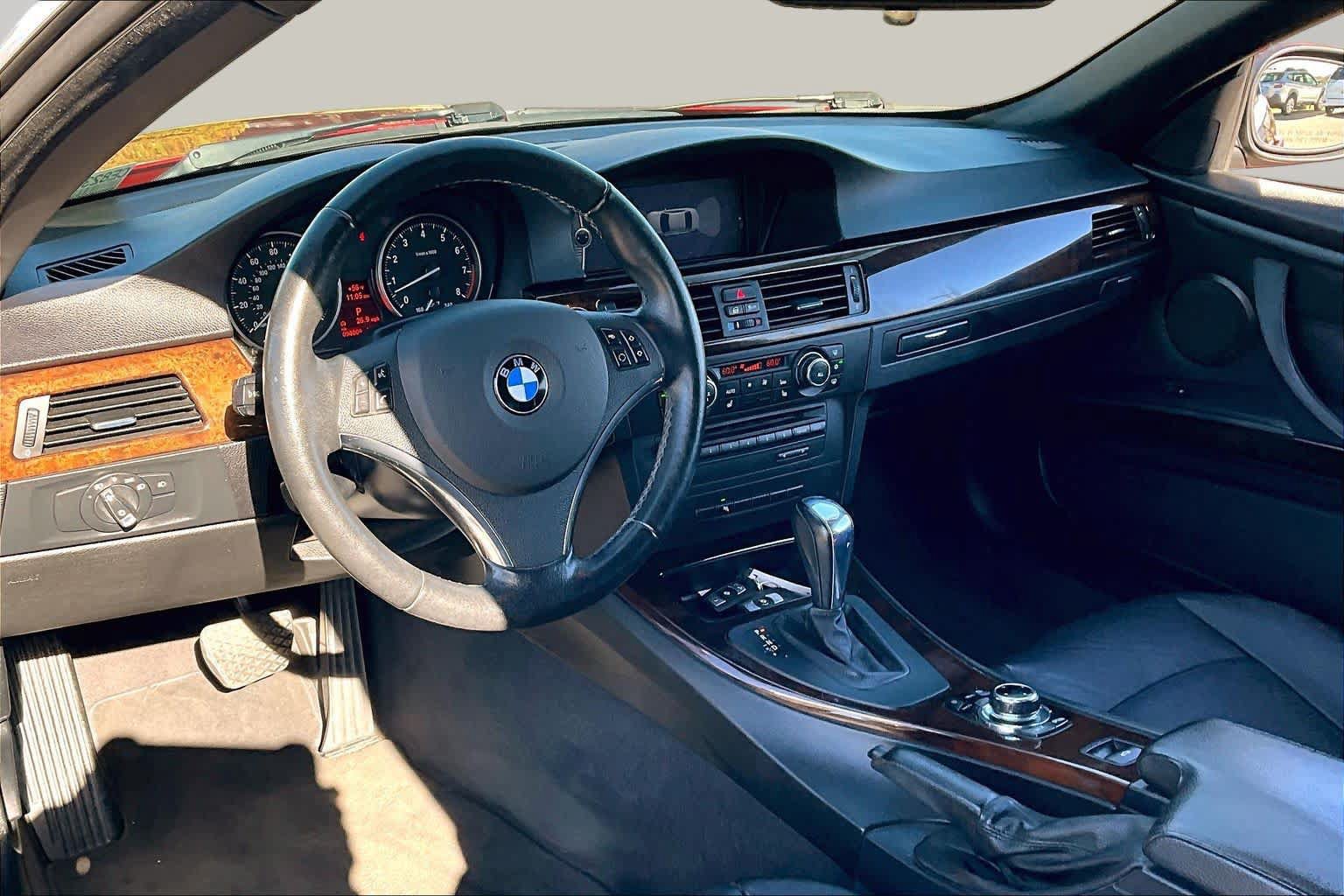 Used 2012 BMW 328i Convertible RWD image 17