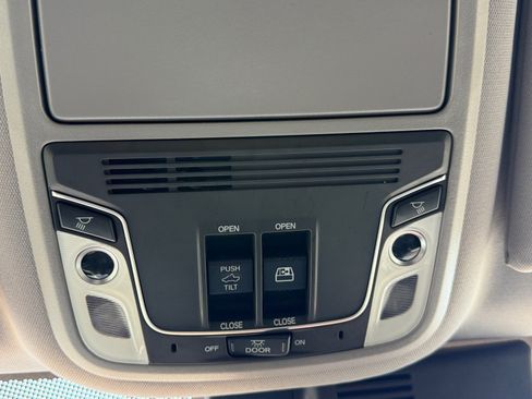 Used 2023 Honda Ridgeline RTL-E image 35