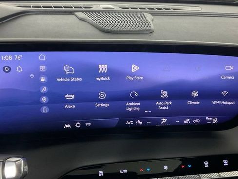 Used 2025 Buick Enclave Avenir w/ Super Cruise Package AWD/4WD image 10