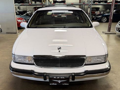 Used 1995 Buick Roadmaster Estate RWD image 6