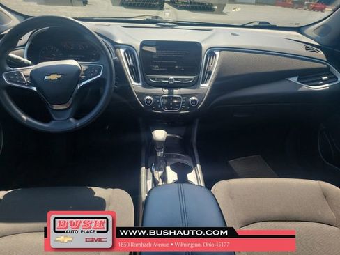 Used 2024 Chevrolet Malibu LT image 9