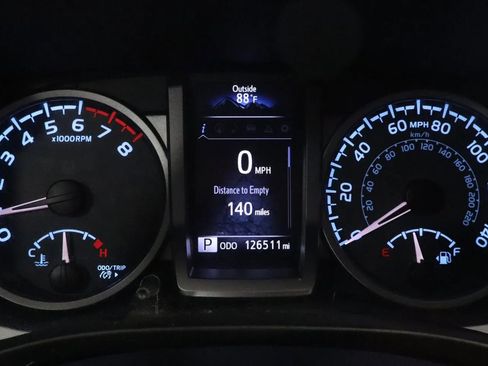 Used 2017 Toyota Tacoma SR5 w/ Tow Package image 24