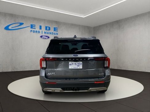 New 2026 Ford Explorer Active w/ Active Comfort Package image 7