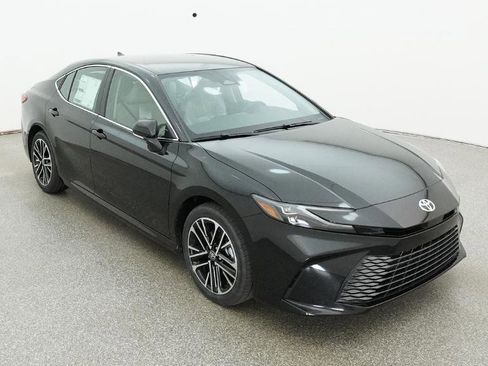 New 2026 Toyota Camry XLE image 16