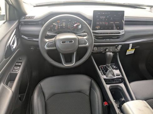 New 2026 Jeep Compass Latitude AWD/4WD image 29