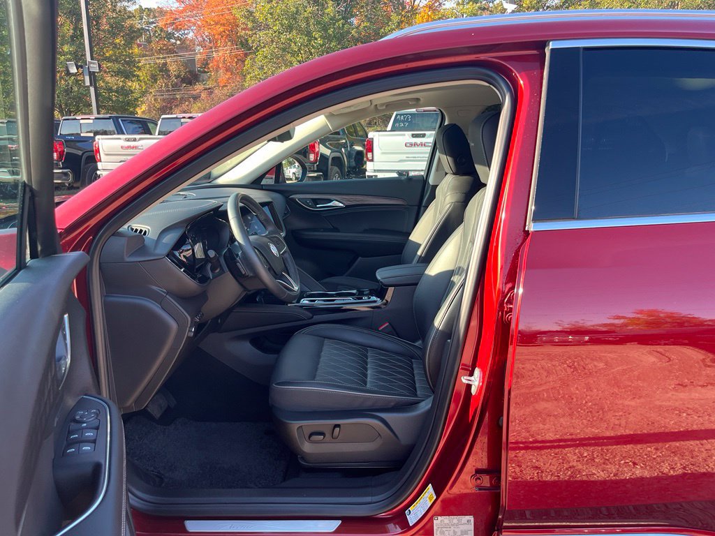 Used 2023 Buick Envision Avenir AWD/4WD image 20