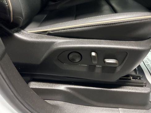 Used 2024 Chevrolet Tahoe Premier image 10