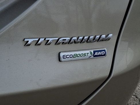 Used 2018 Ford Fusion Titanium image 30