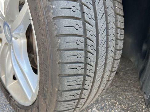 Used 2012 Mercedes-Benz C 250 Sedan image 9