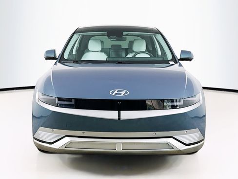 Used 2023 Hyundai Ioniq 5 Limited w/ Cargo Package image 2