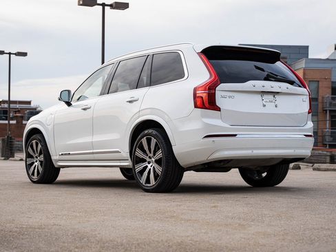 Certified 2024 Volvo XC90 T8 Core w/ Protection Package Premier image 5