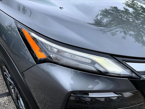 Certified 2026 Nissan Rogue SV AWD/4WD image 32