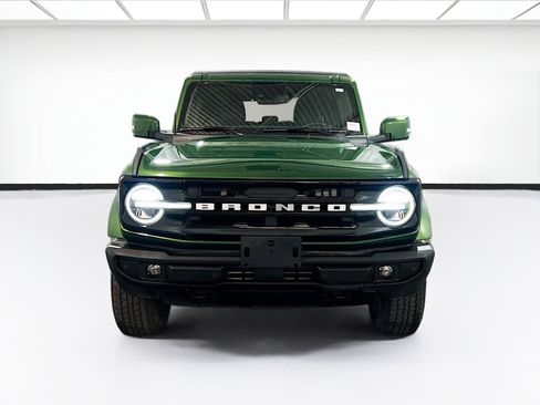 Used 2024 Ford Bronco Outer Banks image 2