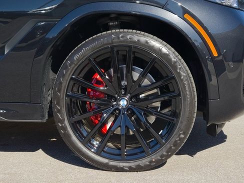 New 2026 BMW X6 xDrive40i image 9