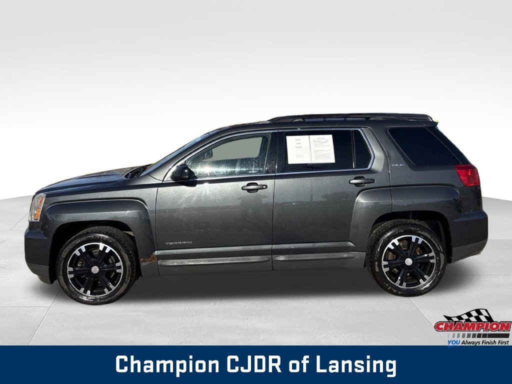 Used 2017 GMC Terrain SLE w/ Nightfall Package FWD image 4