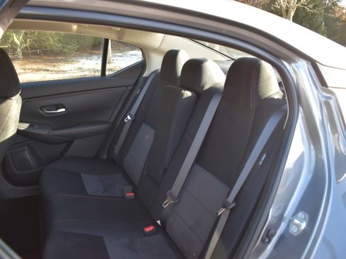 Used 2024 Nissan Sentra SR image 4