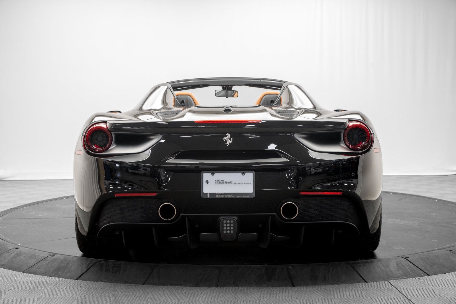 Used 2017 Ferrari 488 Spider RWD image 6