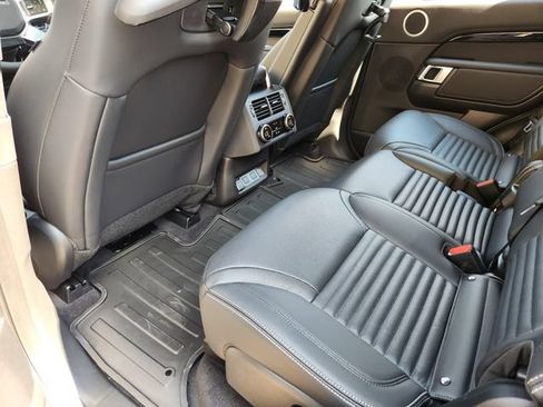 Used 2025 Land Rover Discovery S AWD/4WD image 20
