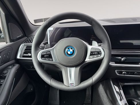 New 2026 BMW X5 xDrive50e w/ Executive Package AWD/4WD image 12
